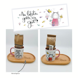 Bunte Tasse mit Pinselstift Motiven mit Minitablett