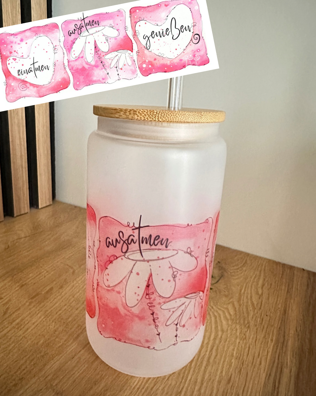 Bedrucktes Trinkglas, Glas mit Bambusdeckel und Glas-Strohhalm