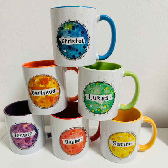 Bunte Tasse mit Wunschnamen