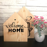 Holzdekohaus mit Lasergravur „Zuhause ist…“