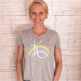 T-Shirt aus Bio-Baumwolle "my Rainbow" mit Wunschbuchstaben